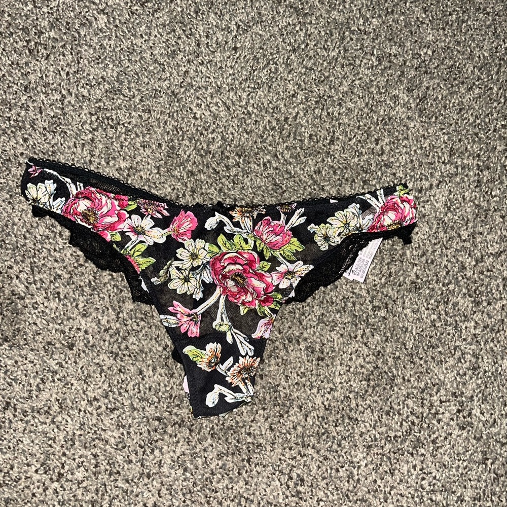 Victoria’s Secret dream thong